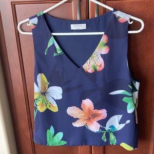 Aritzia Babaton Sleeveless Murphy Top Size S